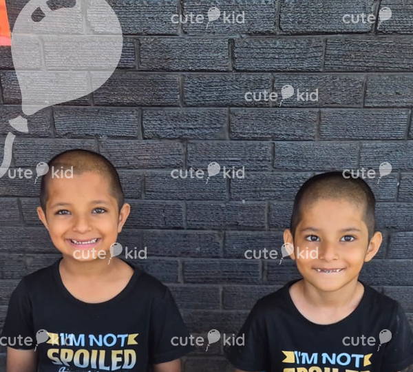 Muaaz & Umayr