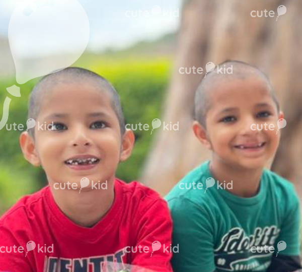 Muaaz & Umayr