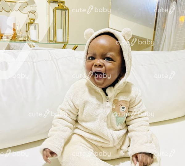 Nkanyezi