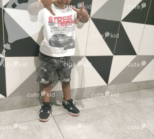 Junior