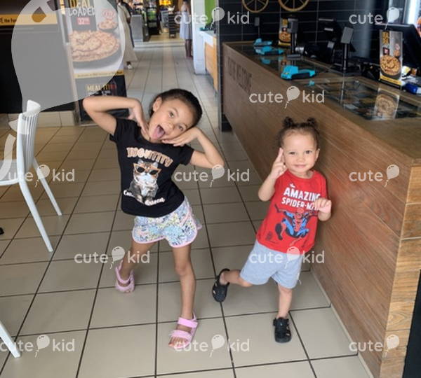 Caz & Caydi